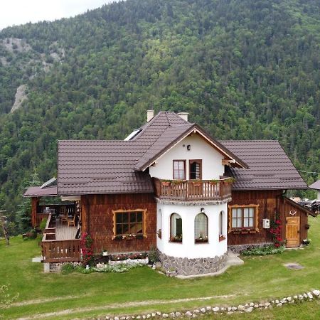 Villa Casa Muchia Lui Girnita Brașov Exterior foto