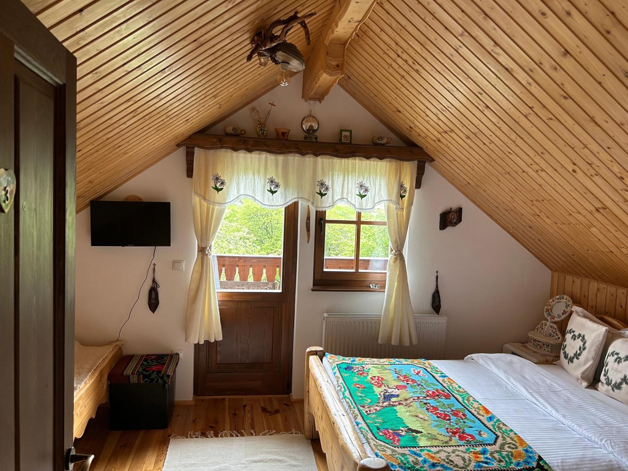Villa Casa Muchia Lui Girnita Brașov Exterior foto